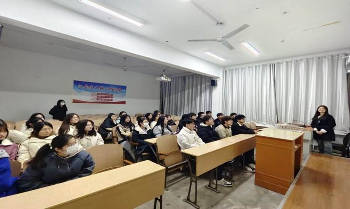 图示, 示意图
中度可信度描述已自动生成:ver1